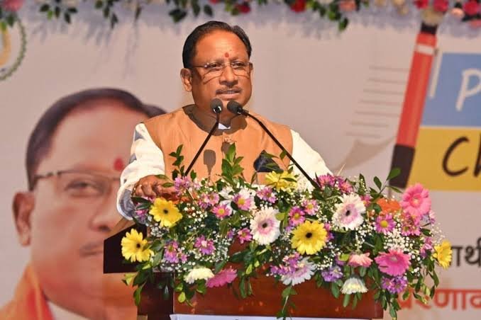 12वीं बोर्ड परीक्षा शुरू, मुख्यमंत्री विष्णुदेव साय रायपुर दौरे पर, प्रदेशभर में कांग्रेस करेगी प्रदर्शन, देखिये आज की खास खबरे…