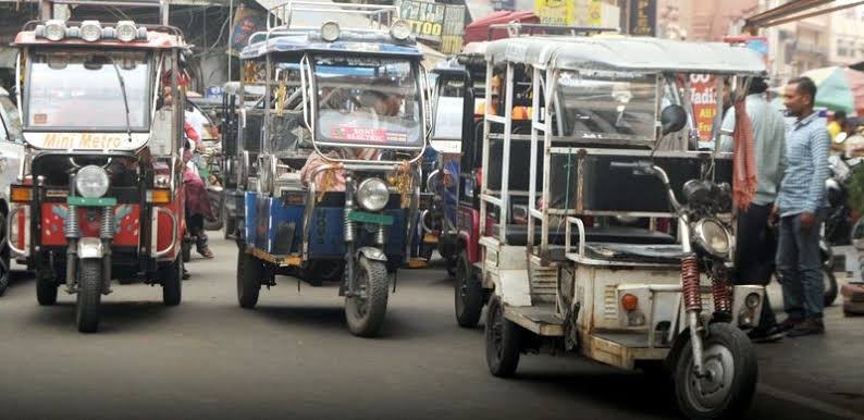 सीएम ने दिए निर्देश टेंपो, ई-रिक्शा चालकों और किराएदारों का कराया जाएगा…