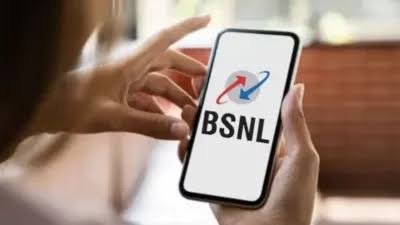 अब 200 रुपये से कम के इस प्लान में मिलती है 70 दिन की वैलिडिटी साथ कॉल-डेटा-SMS भी…