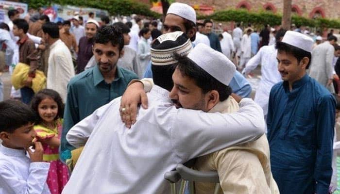 ईद की नमाज को लेकर बवाल कही पुलिस से झड़प तो हो रही है तनातनी, अखिलेश बोले…