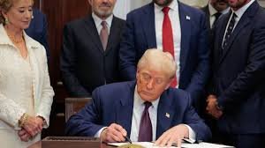 भारत समेत सभी देशों पर टला ट्रंप का टैरिफ वार, PAK पर कर दी बड़ी मेहरबानी…