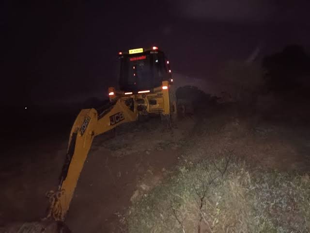 मुरूम माफिया का मसीहा कौन रातों-रात खनन विभाग की आंखों में धूल झोंक कर करोड़ों का खेल…