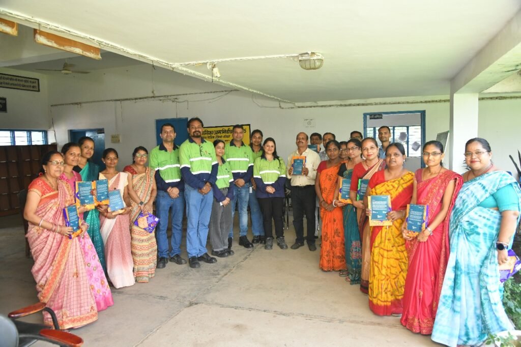 बालको ने शिक्षकों को सम्मानित कर मनाया शिक्षक दिवस