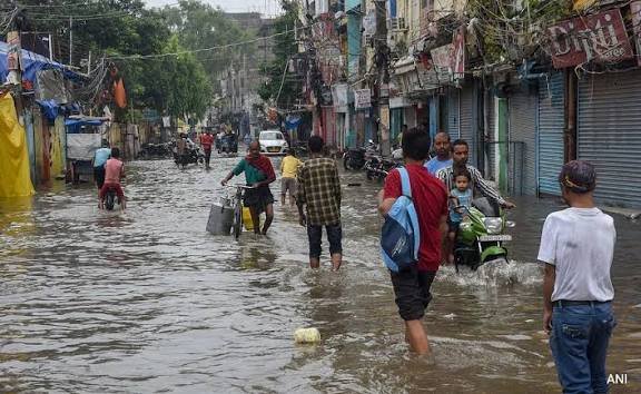 मॉनसून ने ली विदाई, पूर्वी और पहाड़ी राज्यों में बारिश के आसार जानिएआज यहां होगी बारिश…