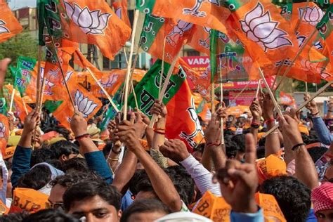 NDA में सीट शेयरिंग पर मंथन जारी, BJP ने जारी की 71 उम्मीदवारों की पहली सूची, देखें किस- किस नेता का नाम है शामिल…
