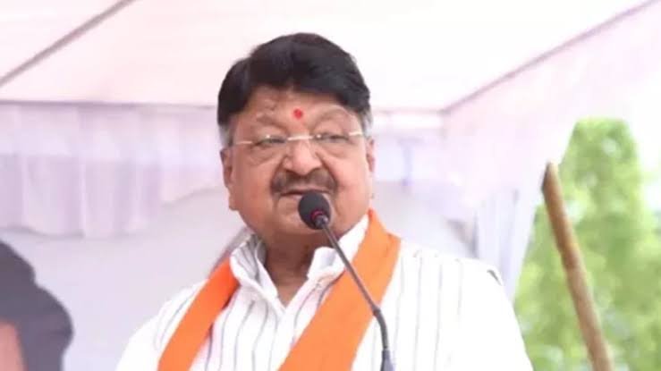 फिर बिगड़े कैबिनेट मंत्री के बोल, छेड़छाड़ मामले में खिलाड़ियों को ही दे दी नसीहत, बोले- सबके लिए सबक…