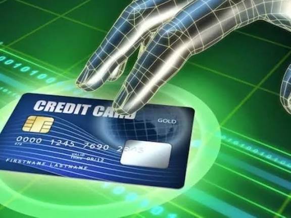 क्रेडिट कार्ड के नाम पर ऑनलाइन ठगी, साइबर ठगों ने फर्जी ऐप डाउनलोड कराकर खाते से उड़ाए 1.69 लाख…