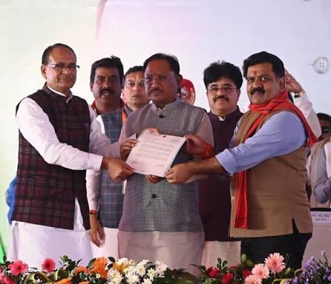 केंद्रीय मंत्री श्री शिवराज सिंह चौहान ने किया प्रदेश ब्राण्ड एवं डिजिटल फाइनेंस बुकलेट का किया विमोचन…