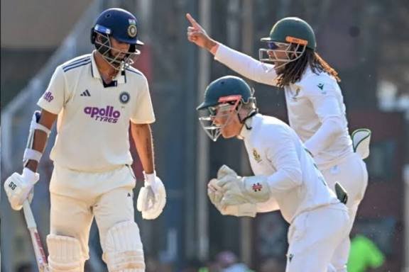 चौथे दिन बैटिंग-बॉलिंग सब फ्लॉप, भारतीय टीम की हालत हो गई खराब ….