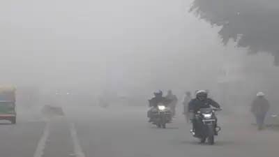 मौसम का डबल असर प्रदेश के इन इलाकों में घने कोहरे का अलर्ट, न्यूनतम तापमान 2 से 3 डिग्री कम…