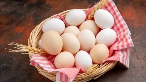 नकली अंडों से सेहत न खराब करें, ऐसे पहचानें करें कौनसे अंडे हैं असली…