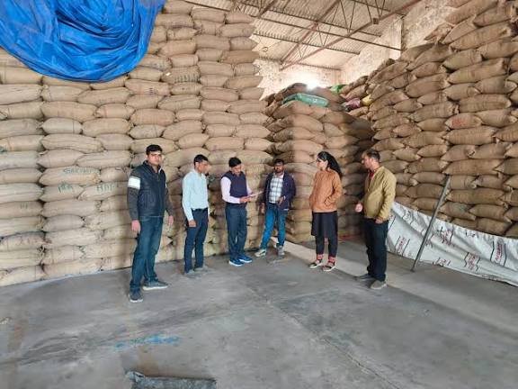 प्रदेश में अवैध भण्डारण, परिवहन एवं विक्रय करते हुए लगभग 1 लाख 52 हजार क्विंटल धान जब्त हुआ4…