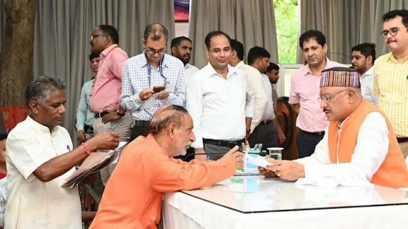 इस हाउस में आज लगेगा जनदर्शन प्रदेश वासियों से सीधा संवाद करेंगे मुख्यमंत्री…