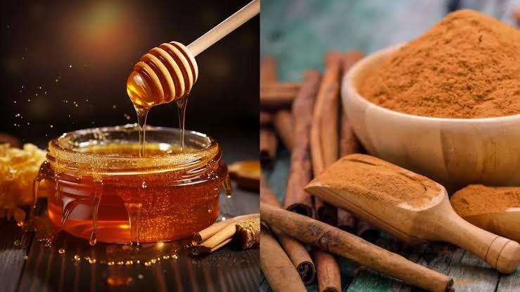 वजन से लेकर इम्युनिटी तक कमाल करता है दालचीनी-शहद, लेकिन ये गलती बिगाड़ सकती है आपकी सेहत…
