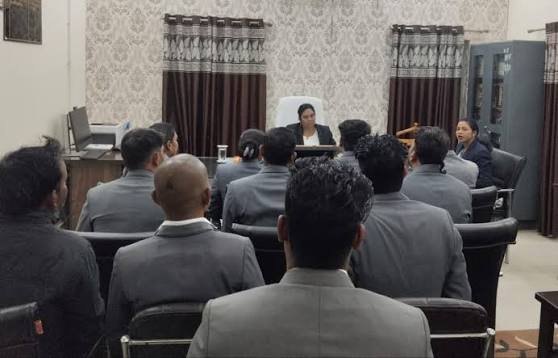 आगामी नेशनल लोक अदालत के सफल आयोजन हेतु न्यायिक अधिकारियों की द्वितीय बैठक संपन्न