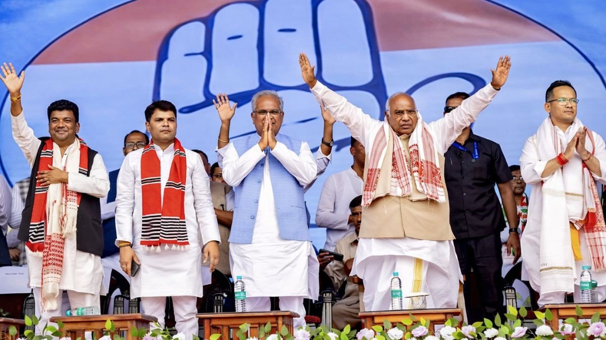 ₹25 लाख तक का बीमा और महिलाओं को कैश, इस पार्टी ने जारी किया घोषणा पत्र क्या खास…