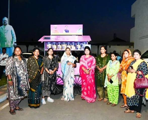 लखपति दीदी भ्रमण योजना” से महिलाओं को मिलेगी नई उड़ान सावित्री जगत ने सरकार की पहल को बताया ये…