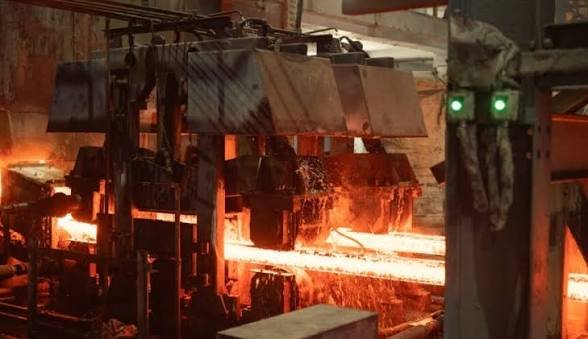 स्टील प्लांट में एक बड़ा हादसा फर्नेस ब्लास्ट की चपेट में आया क्रेन ऑपरेटर…