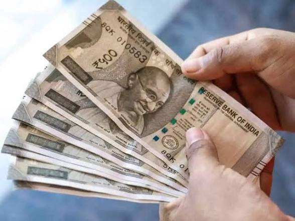 अब 1 अप्रैल से बदल रहा सैलरी का तरीका, टैक्स में बदलाव का भी असर, कर्मचारियों के लिए खबर…