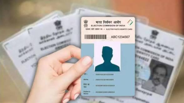 वोटर आईडी कार्ड में पता बदलना हुआ आसान अब दफ्तरों के चक्कर नहीं, घर बैठे इन 5 स्टेप्स में करें अपडेट…