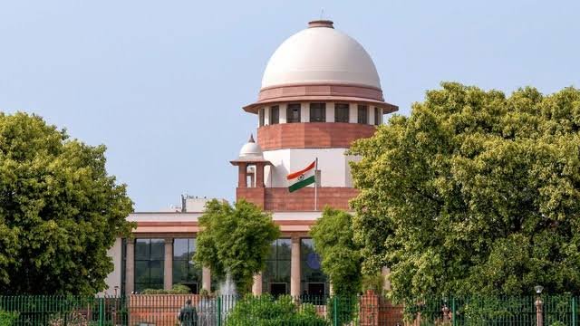 SIR पूरी तरह सही वोटर लिस्ट विवाद पर सुप्रीम कोर्ट का बड़ा फैसला, कहा, इसे को नाम जोड़ने और काटने का अधिकार…