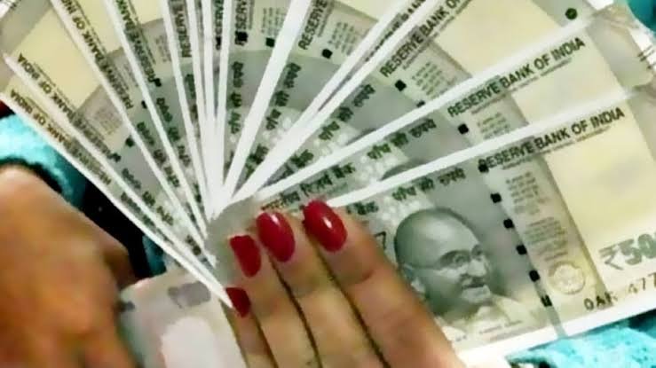 लाड़ली बहनो के लिए खुशखबरी , इस दिन सीएम बहनो के खाते में डालेंगे पैसा…