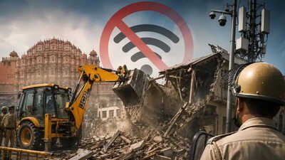 इस शहर में 24 घंटे के लिए इंटरनेट बंद, WhatsApp, Facebook और X पर भी रोक, हाई अलर्ट पर हुआ प्रशासन…