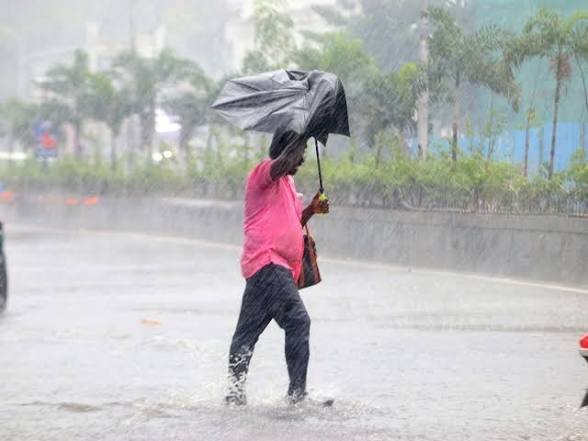 IMD की चेतावनी इन राज्यों में भीषण आंधी-बारिश का अलर्ट, 100 की रफ्तार से चलेंगी हवाएं ..