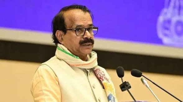मोदी सरकार में केंद्रीय राज्य मंत्री ने दिया इस्तीफा, राष्ट्रपति ने किया मंजूर…