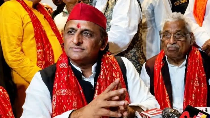 ब्राह्मण वोट बैंक से बदलेगा 2027 का खेल योगी को हराने के लिए अखिलेश ने चला ये दांव, आज करेंगे बड़ी बैठक…
