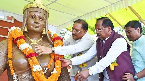 वीरांगना रानी दुर्गावती का शौर्य और बलिदान राष्ट्र की प्रेरणा का अमर स्रोत मुख्यमंत्री साय…