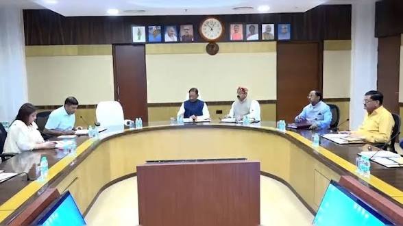 साय कैबिनेट की बैठक आज मानसून सत्र, अनुपूरक बजट और नई ट्रांसफर पॉलिसी पर हो सकते हैं ये बड़े फैसले…