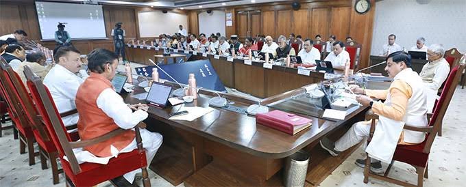 स्कूल होंगे अपग्रेड, किसान कल्याण पर फोकस, जानें सीएम डॉ.मोहन ने कैबिनेट में क्या-क्या लिए फैसले…