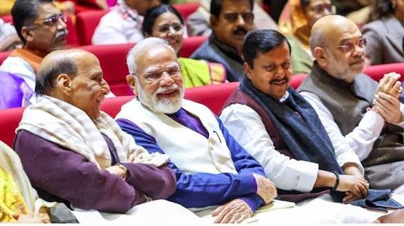 NDA सरकार के 12 साल पूरे, पीएम मोदी ने बनाया नया कीर्तिमान आज यहां जुटेंगे 22 राज्यों के दिग्गज नेता…