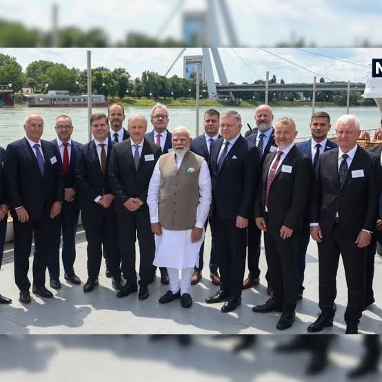 G7 Summit में शामिल होने पहुंचे मोदी, स्विट्जरलैंड के राष्ट्रपति ने किया स्वागत ये तस्वीरें हुईं वायरल…