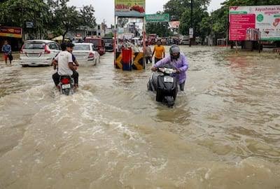आज इन जिलों में बरसेगी आफत, ऑरेंज अलर्ट जारी, जानें अपने शहर का हाल…