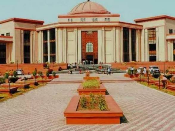 बेटी पराई नहीं होती’, अब विवाहित बेटी को भी मिलेगी अनुकंपा नियुक्ति, प्रदेश के इस हाई कोर्ट का बड़ा फैसला…