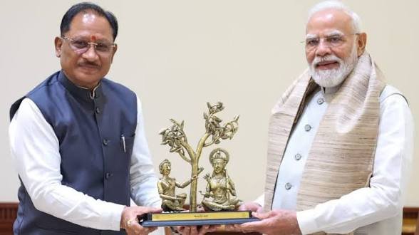 प्रधानमंत्री मोदी से मुख्यमंत्री श्री विष्णु देव साय ने की भेंट, प्रदेश के विकास और इस विजन पर हुई विस्तृत चर्चा…