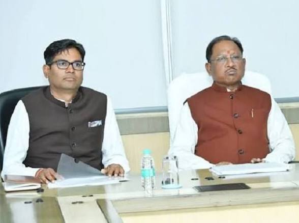 मुख्यमंत्री साय के निर्देश पर शासकीय कर्मचारियों को बड़ी राहत, अब अल्पावधि ऋण सुविधा उपलब्ध…