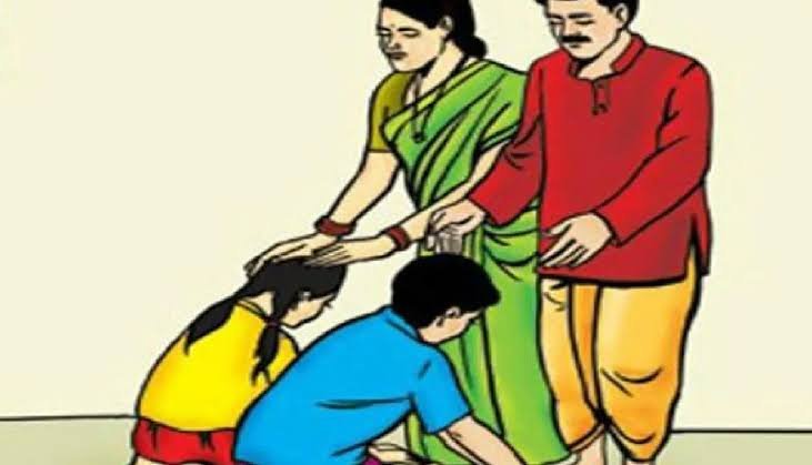 चरण स्पर्श से पहले जान लें ये नियम, शास्त्रों में बताया गया है किसके पैर नहीं छूने चाहिए…