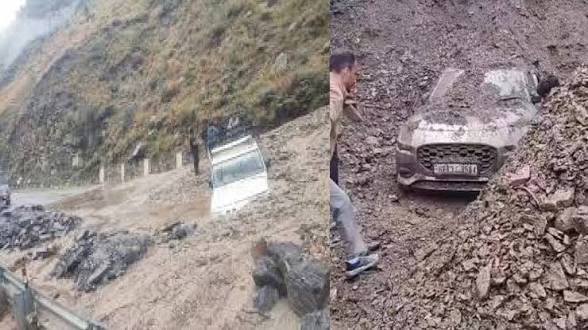 पहली ही बारिश बनी आफत, 9 लोगों की मौत, 49 से ज्यादा सड़कें बंद यात्रा से पहले पढ़ें ये अपडेट…
