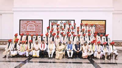 राष्ट्रपति भवन के विशेष अतिथि बने बस्तर के मांझी-चालकी बस्तर पंडुम-2026 के विजेताओं और जनजातीय प्रतिनिधियों का हुआ विशेष सम्मान…