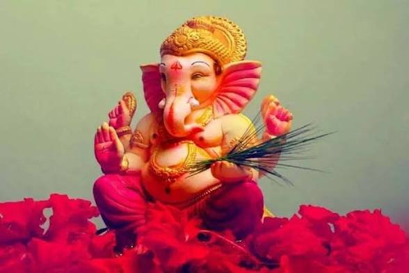 आज बुधवार के अचूक उपाय गणेश जी की कृपा से दूर होंगे विघ्न, धन-समृद्धि और सफलता के खुलेंगे रास्ते…