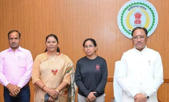 मुख्यमंत्री साय ने माउंट एवरेस्ट फतह करने वाली पर्वतारोही युवा को दी बधाई…