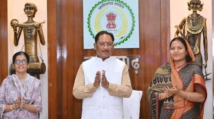 इस योजना से माताओं और बहनों के जीवन में आया आत्मविश्वास और आर्थिक स्वावलंबन सीएम साय…