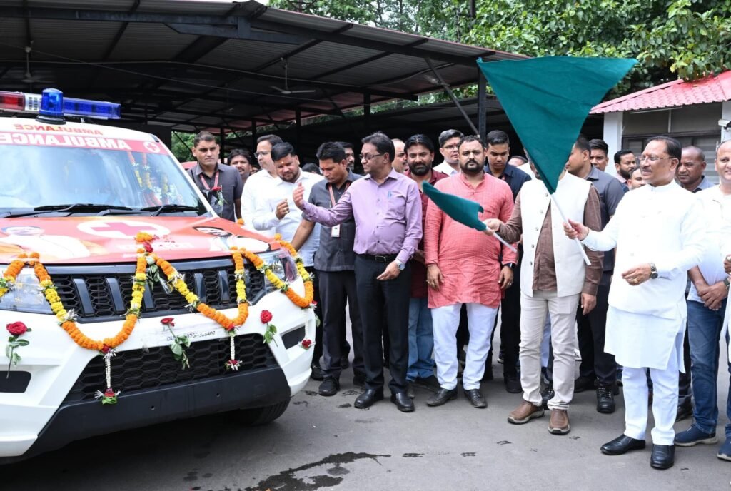 मुख्यमंत्री साय ने धरसींवा विधानसभा को दी निःशुल्क एम्बुलेंस की सौगात…