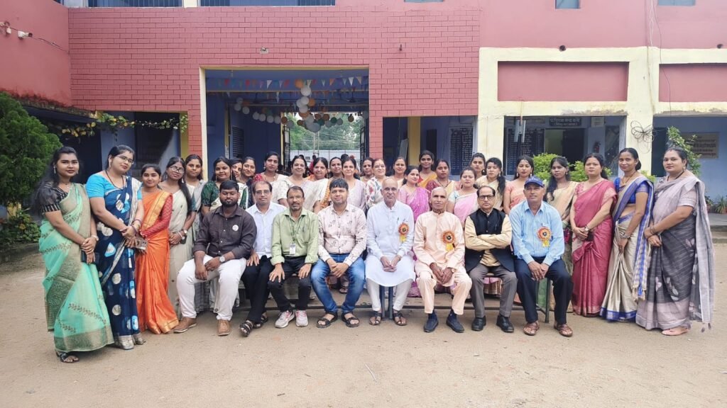 डीएवी स्कूल बालको में धूमधाम से मना स्वतंत्रता दिवस रंगारंग सांस्कृतिक प्रस्तुतियों ने बांधा समां, नशामुक्ति और स्वच्छता का दिया संदेश