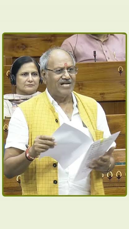 लोकसभा में गूंजा प्रदेश की इंटरनेट कनेक्टिविटी मजबूत करने का मुद्दा, बृजमोहन अग्रवाल बोले- डिजिटल इंडिया का लाभ हर गांव-पंचायत तक पहुंचे…