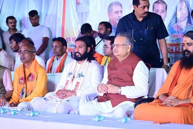 कैबिनेट मंत्री गुरु खुशवंत साहेब के नेतृत्व में 71 किलोमीटर की यात्रा का कारवां आगे बढ़ा, विधानसभा अध्यक्ष डॉ. रमन सिंह हुए शामिल…