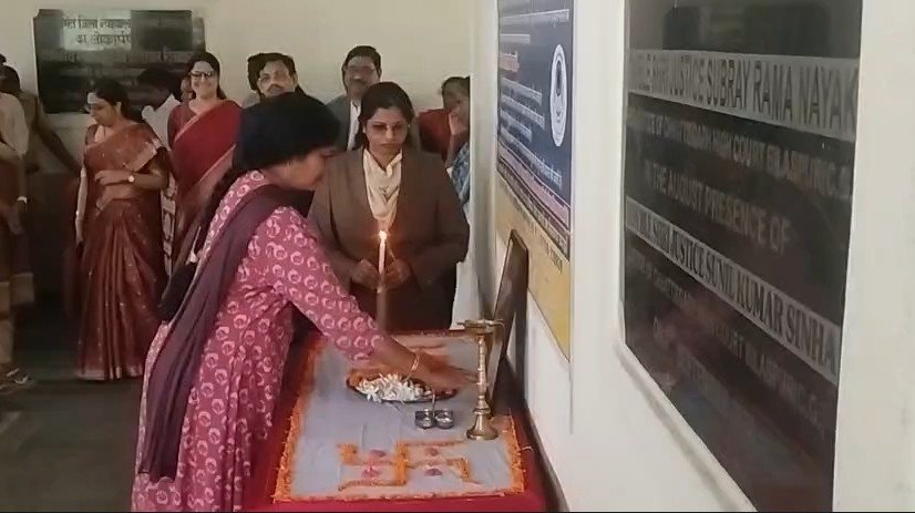 नेशनल लोक अदालत आयोजितनेशनल लोक अदालत में लगभग 577584 मामले निराकृत…